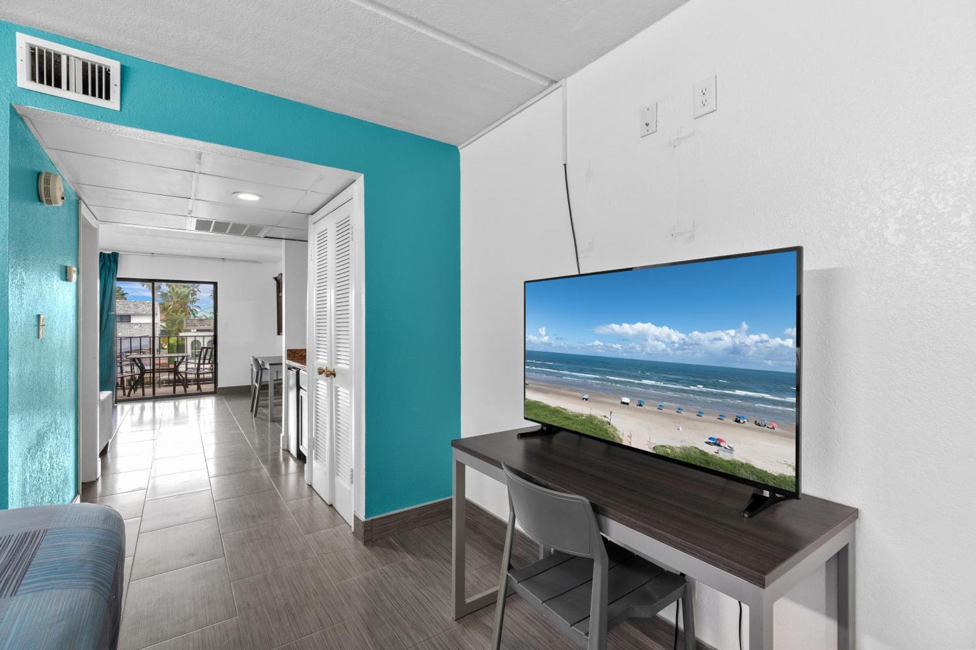 Windwater Hotel And Marina South Padre Island Room photo